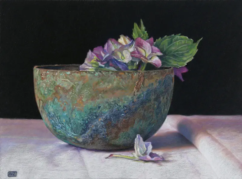 Iranian bowl with hydrangea by Adriana van Zoest | still life painting in pastel on pastelcarton 35 x 45 cm