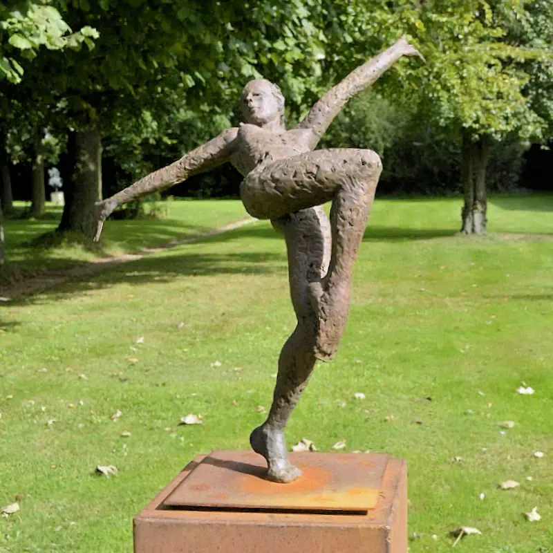 The Mad Maiden by Edward Vandaele | figure sculpture in bronze edition of 8 155 cm high