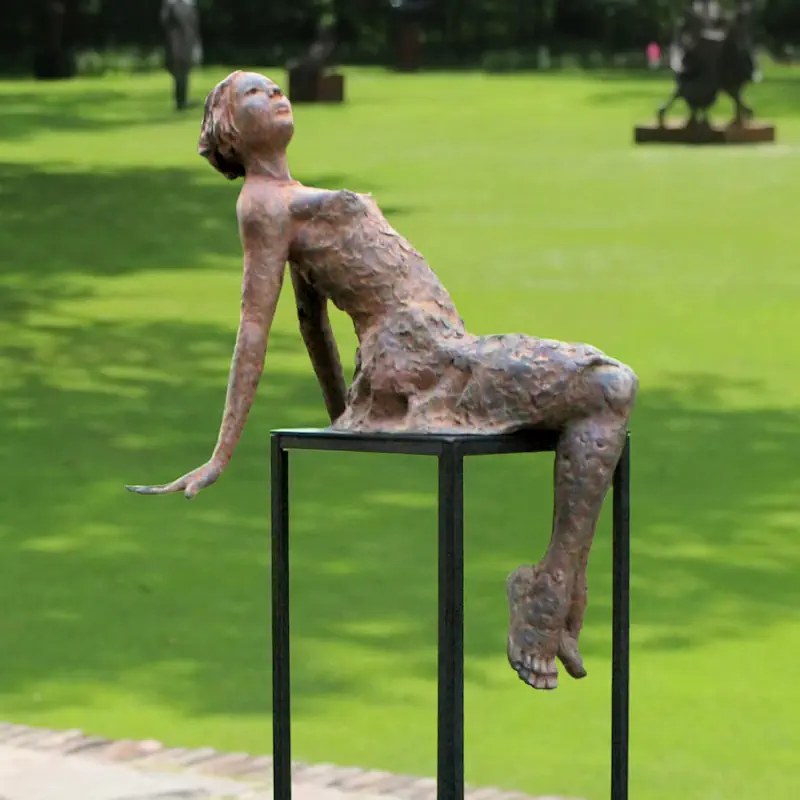 Les jeunes années by Edward Vandaele | figure sculpture in bronze edition of 8 155 cm high