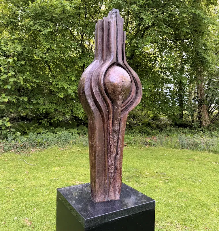 Magisches Symbol von Ernest Joachim | landschaft Skulptur in Bronze Unikat 125 cm hoch