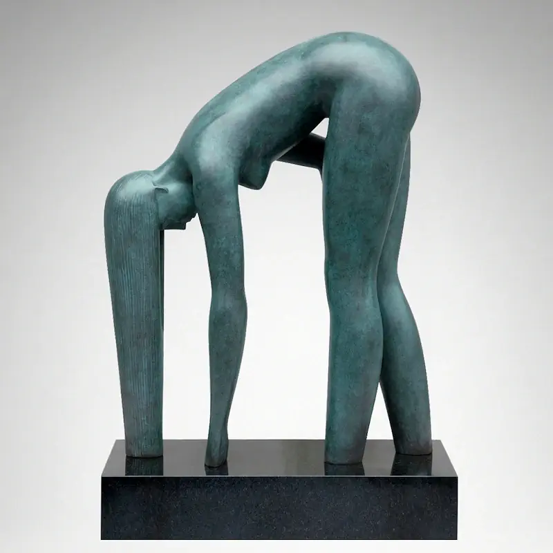 Watermirror by Erwin Meijer | figure sculpture in bronze edition of 8 69 cm high