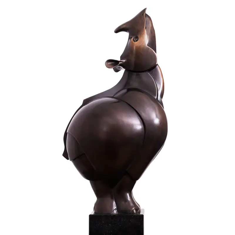 Rhino by Frans van Straaten | animal sculpture in bronze edition of 8 50 cm high