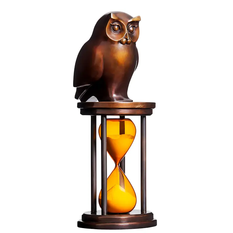 Hourglass by Frans van Straaten | animal sculpture in bronze edition of 8 38 cm high