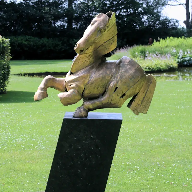 Jumping horse by Gerard Engels | animal sculpture in bronze unique 160 cm high