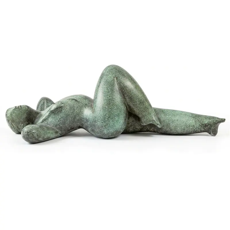 Lena von Jan de Graaf | figur Skulptur in Bronze Auflage 5 100 cm lang x 43 cm breit