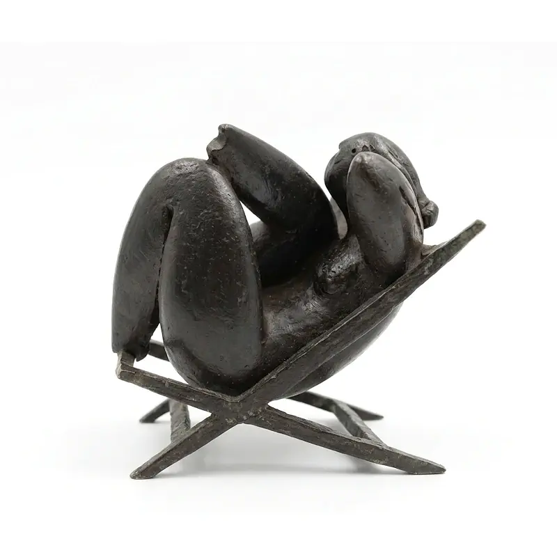 Stuhl von Jan de Graaf | figur Skulptur in Bronze Auflage 8 12 cm breit x 11 cm hoch
