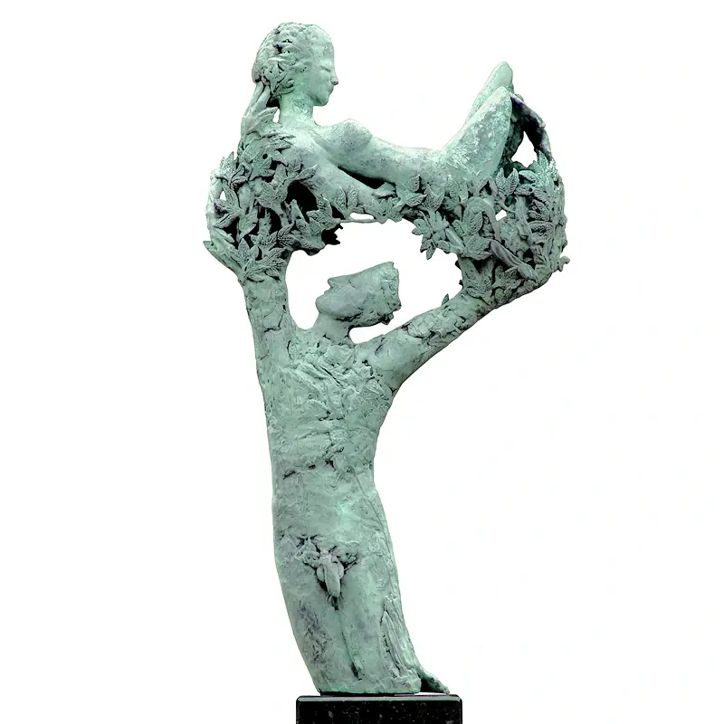 Apollo en Daphne van Marion Visione | figuur beeld in brons oplage 9 75 cm hoog