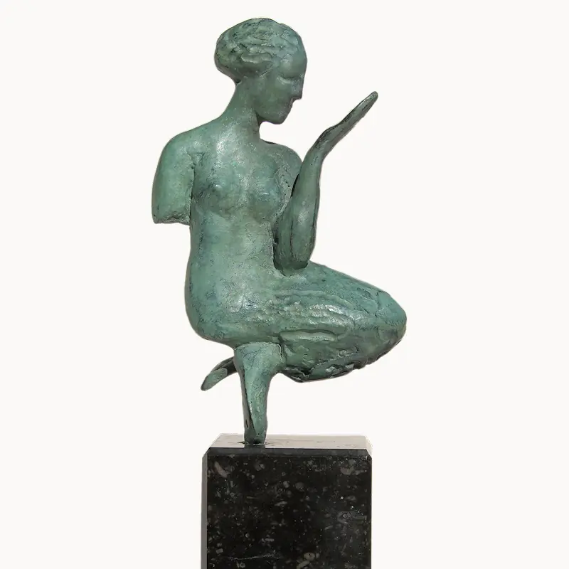 Spiegeling van Marion Visione | figuur beeld in brons oplage 50 18 cm hoog