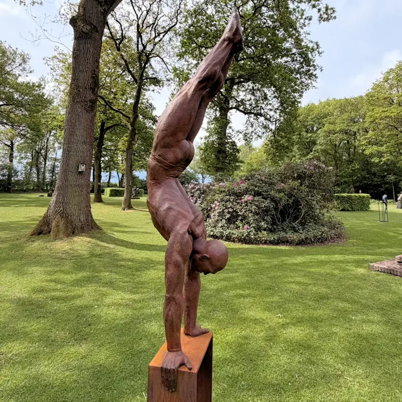 Conversus by Philippe Timmermans | figure sculpture in bronze edition of 8 230 cm high