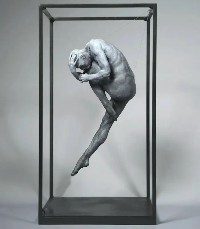 Teardrop II von Victor Veber | figur Skulptur in kunstharz Auflage 10 47 cm hoch